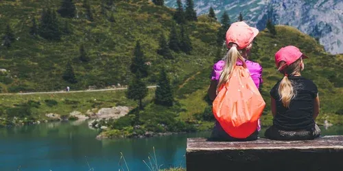 girls hiking shoes